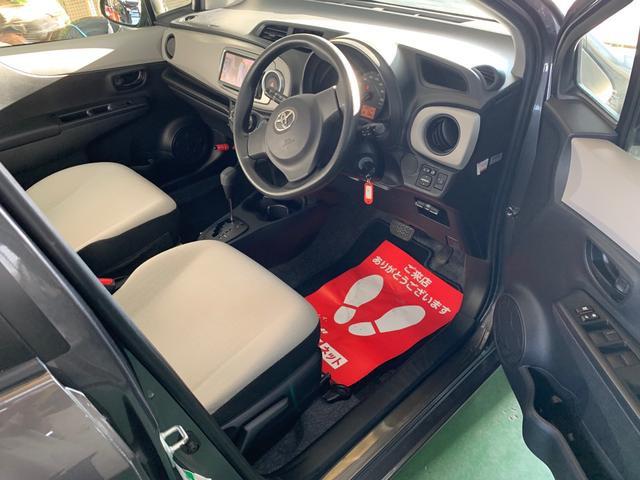 TOYOTA VITZ 2012